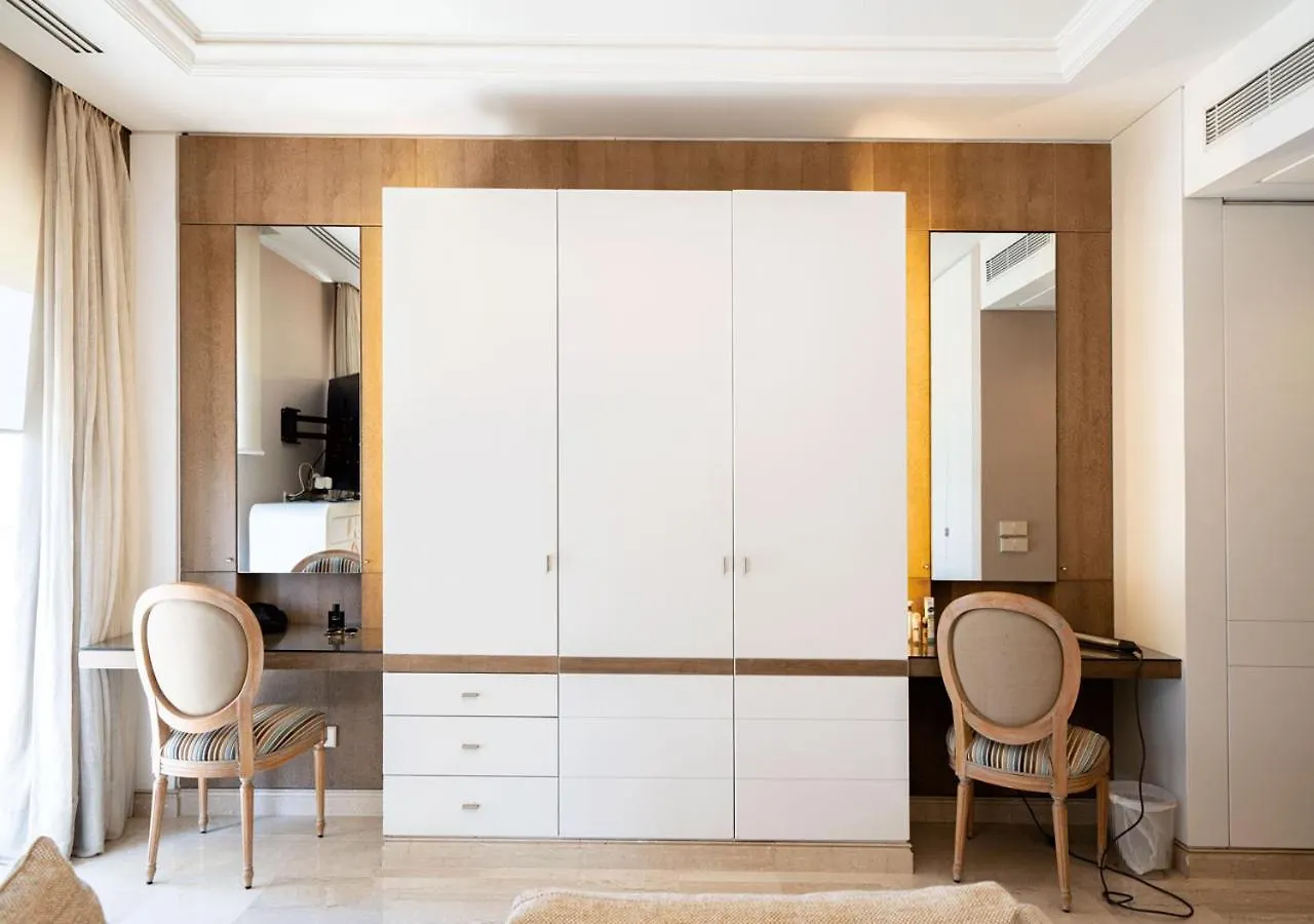 Stunning Apartment With Seaview In The Heart Of Beirut 0*,