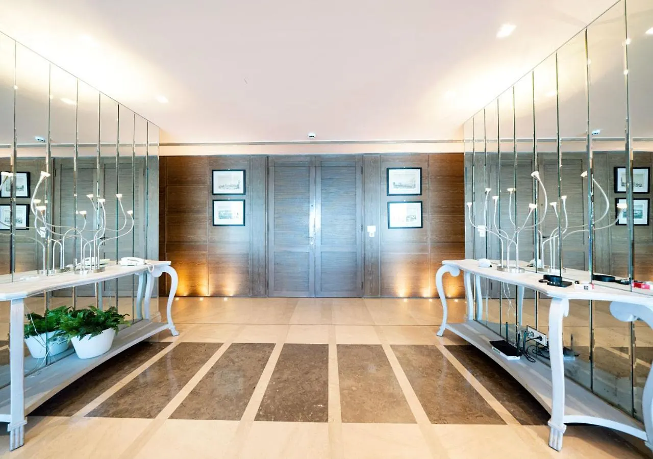 Stunning Apartment With Seaview In The Heart Of Beirut 0*,